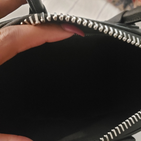 Givenchy ANTIGONA Sugar MINI ***AUTHENTIC*** - Picture 5 of 14